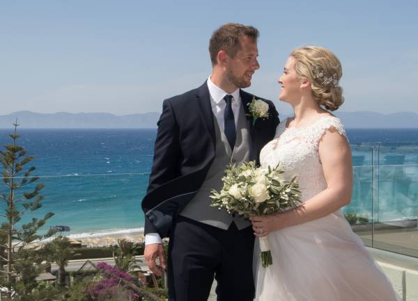 Unforgettable Rhodes Weddings review