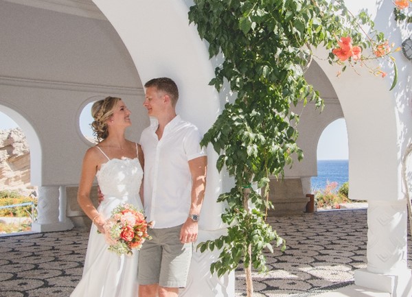 Unforgettable Rhodes Weddings review