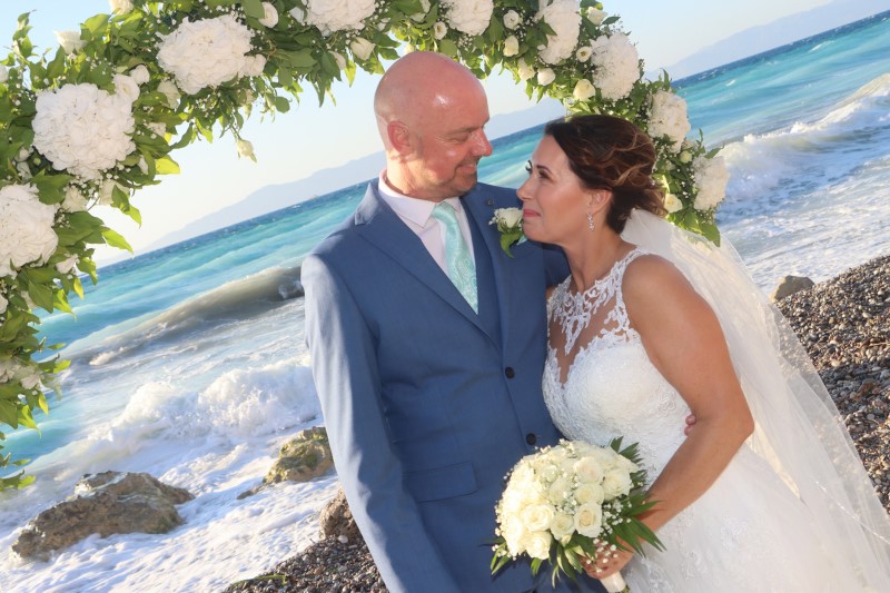 Unforgettable Rhodes Weddings review