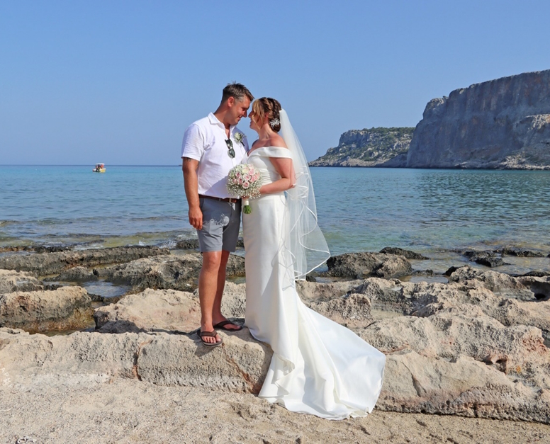 Unforgettable Rhodes Weddings review