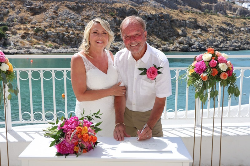 Unforgettable Rhodes Weddings review
