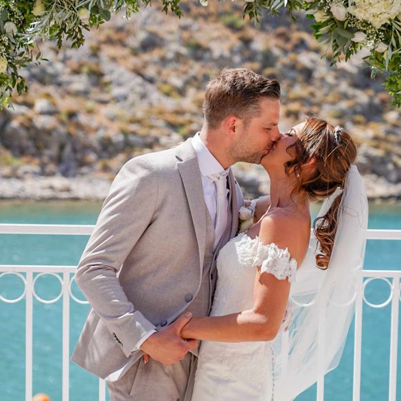Unforgettable Rhodes Weddings review